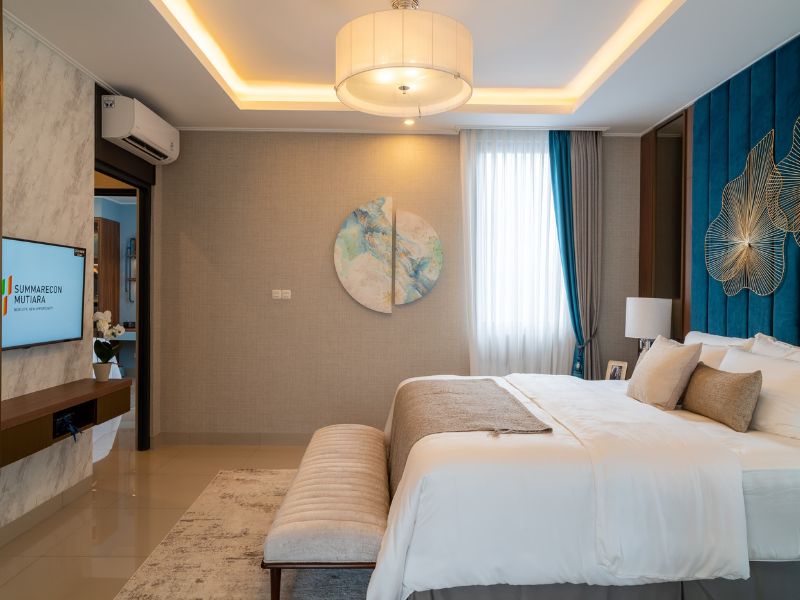 ONYX RESIDENCE SUMMARECON MUTIARA